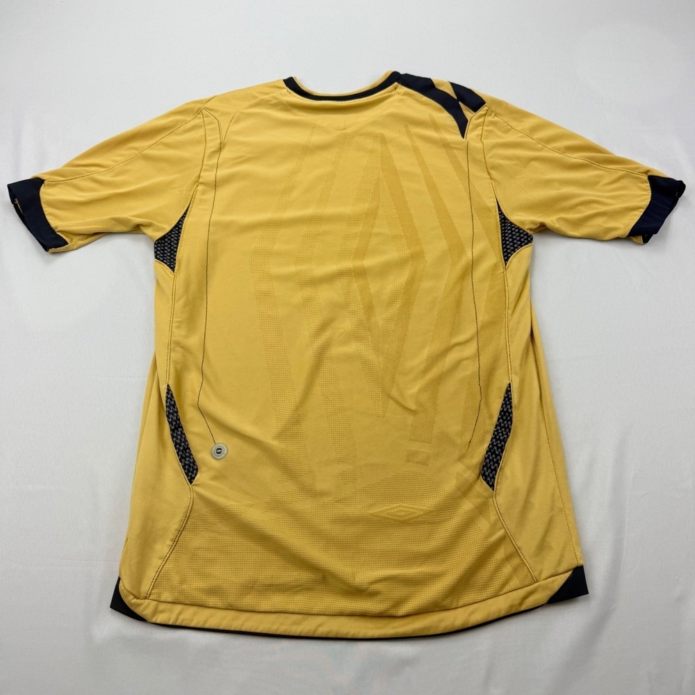 Umbro Everton Soccer Jersey Mens Small Yellow 2010-11 Away Chang Sponsor Kit - Picture 9 of 10